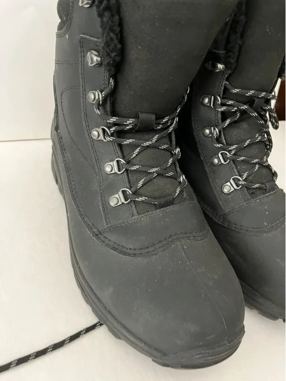 Thermolite Black Waterproof Weatherproof Hiking Work Boots Mens Size 11 Eco Made